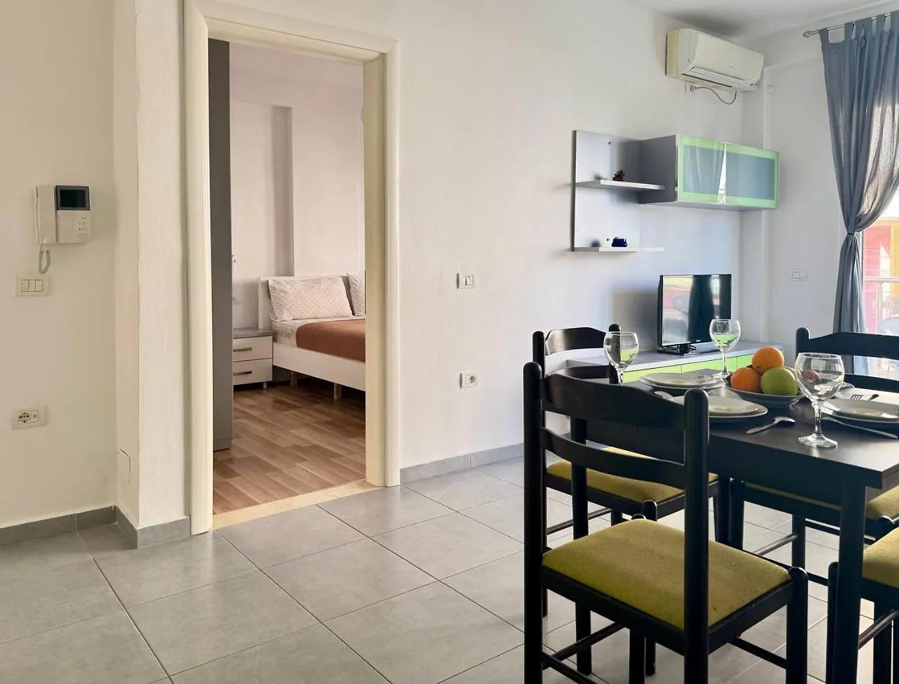 White Residence Apartment - Green Sarande Albania