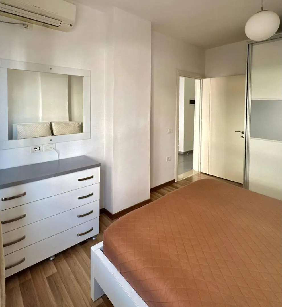 White Residence Apartment - Green Sarande