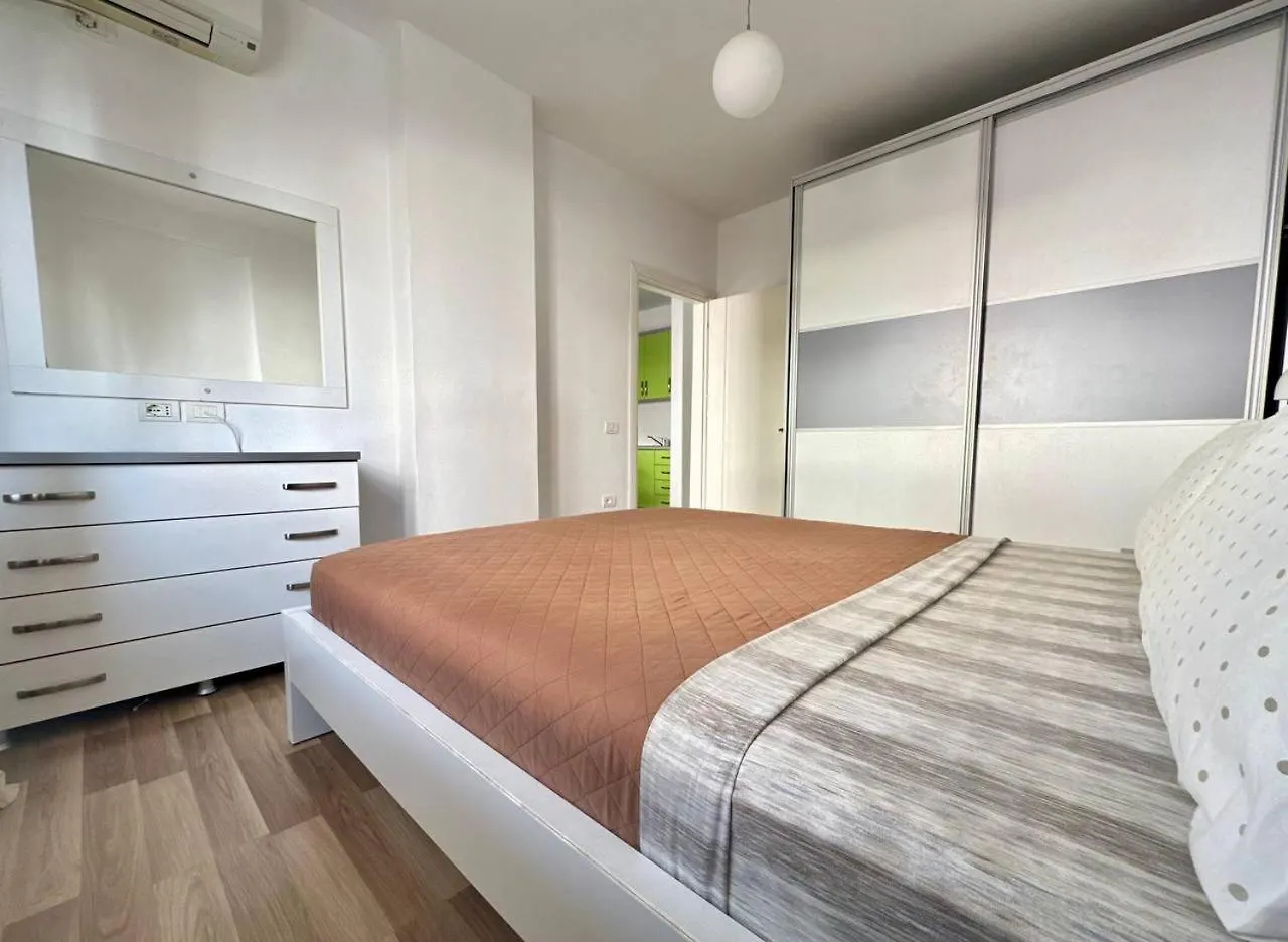 White Residence Apartment - Green Sarande